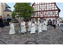 Feier der 1. Heiligen Kommunion in Sankt Crescentius (Foto: Karl-Franz Thiede)